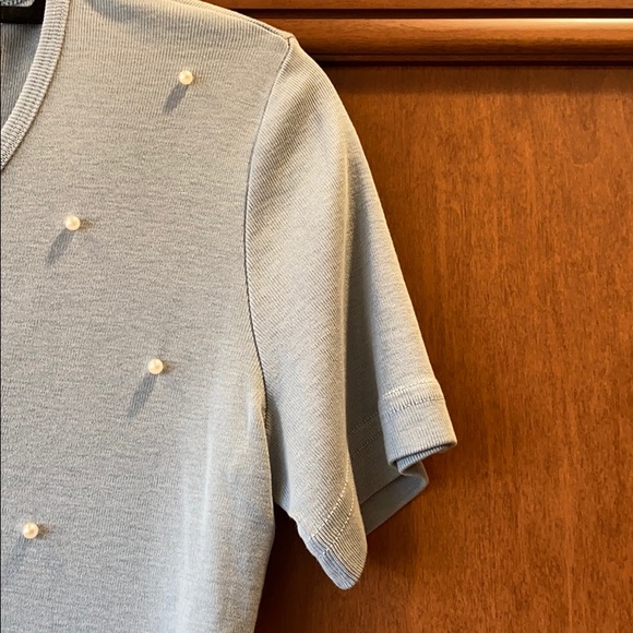 Vintage Pearl-Beaded V-Neck T-Shirt - Picture 5 of 6